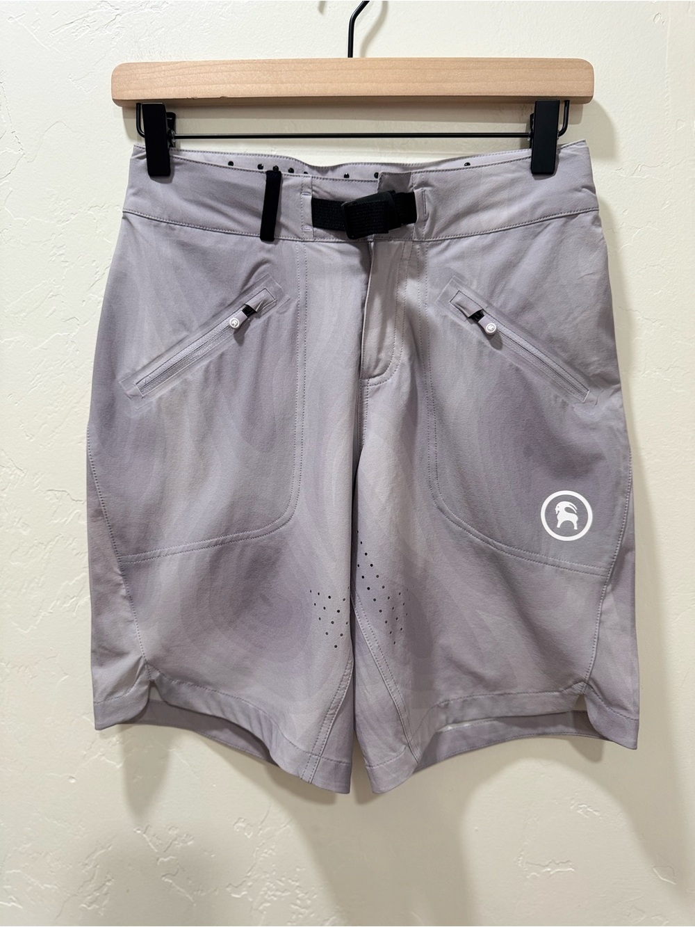 NWT Backcountry Slickrock 9in Bike Short Lavender Gray Topo Print Women's XS